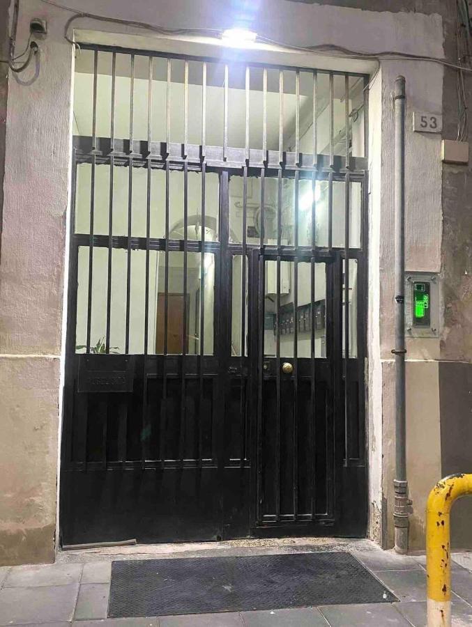 1 Amore Romantica Casa Centrale, Silenziosa Ristrutturata Наполи Екстериор снимка